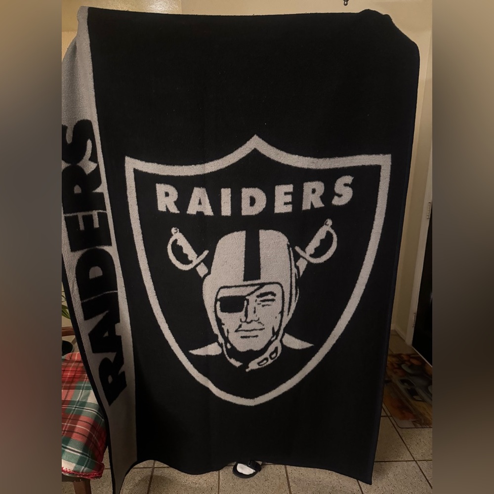 Raiders Double Sided Twin Warm Blanket